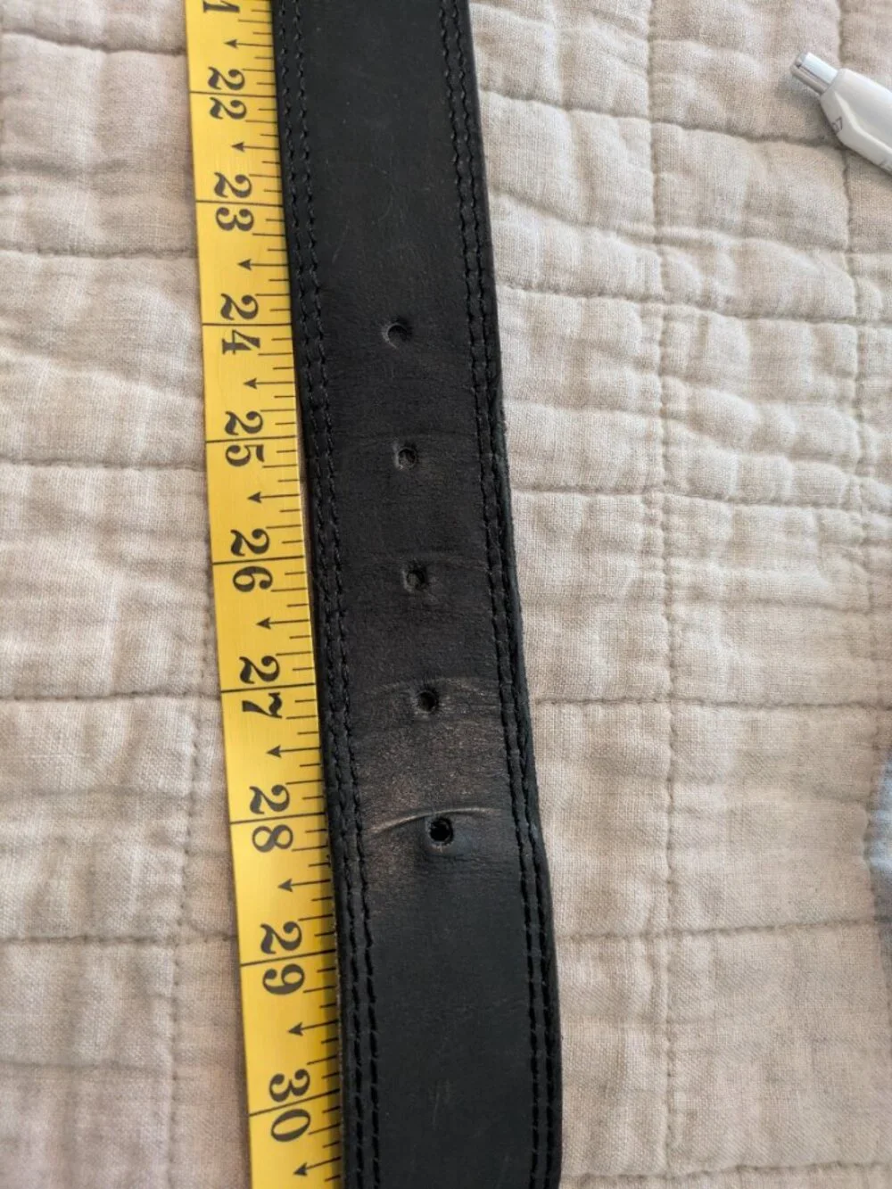 Vintage GUESS 1990s black leather belt Y2K Size 26-28 Made in the USA.